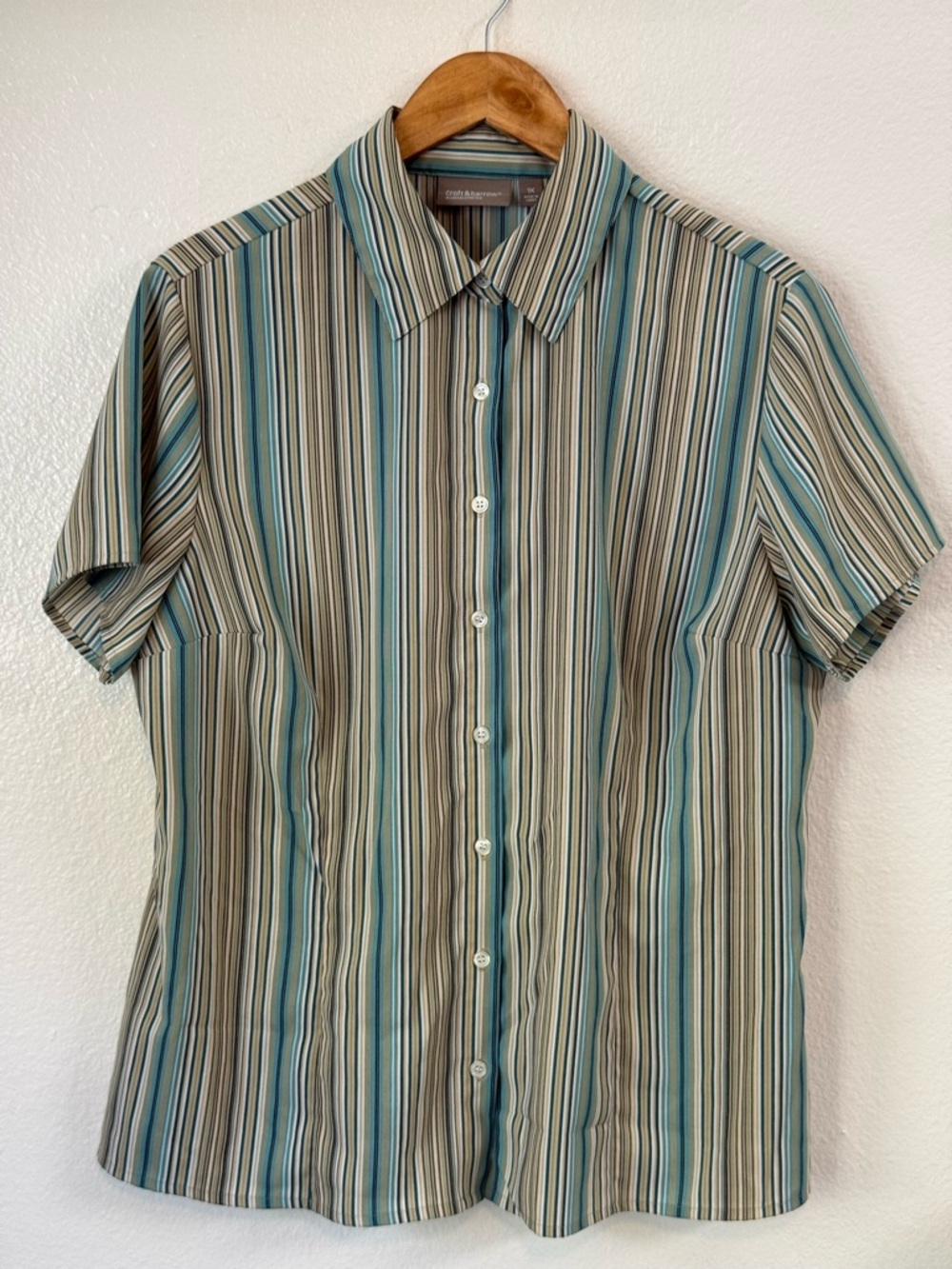 Croft & Barrow 1X Button Up Short Sleeve Blouse Neutral Brown Tan Blue Stripe